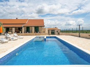 Holiday Home Ela by Interhome